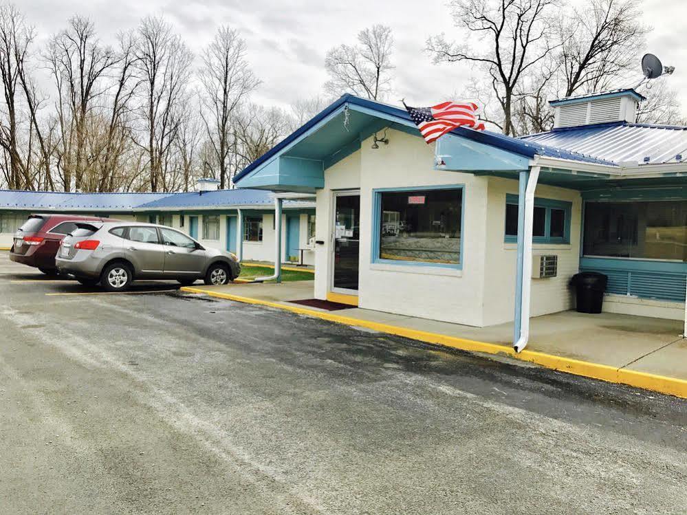 Greystone Motel Hillsboro Exterior photo